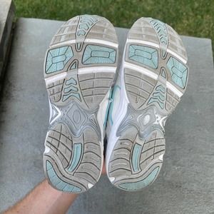 VIONIC 23 Walk Shoes Womens 6.5 White Blue Leather Walker Classic Sneaker